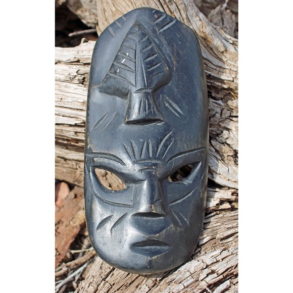 Handcrafted Carved Tribal Mask - Picture 1 of 2